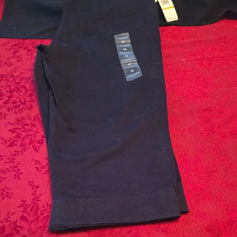 Women’s Navy Capri Jeans - Jones Of New York - Picture 6 of 7